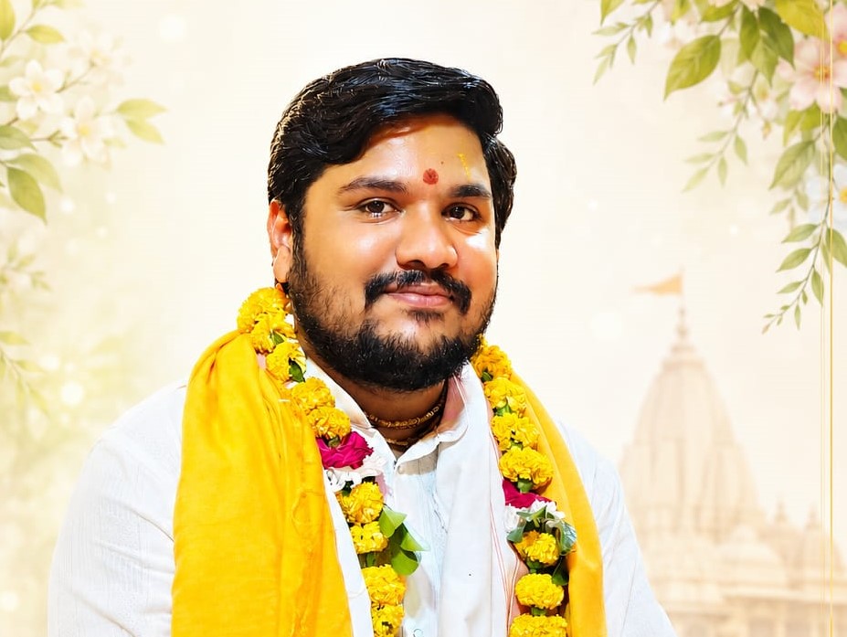 Acharya Sadashiv Tiwari